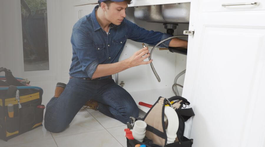 Local expert plumbing services in Durango, IA